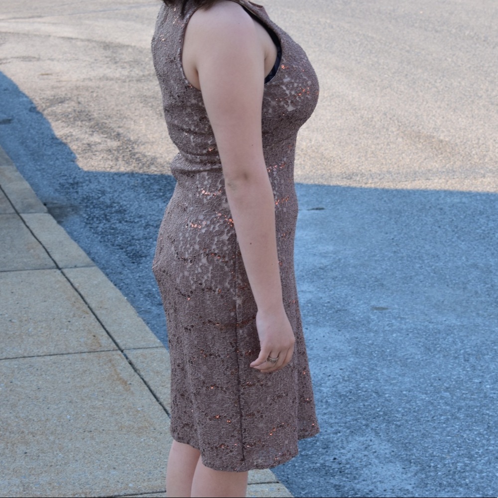 PROM DRESS - Picture 3 of 4